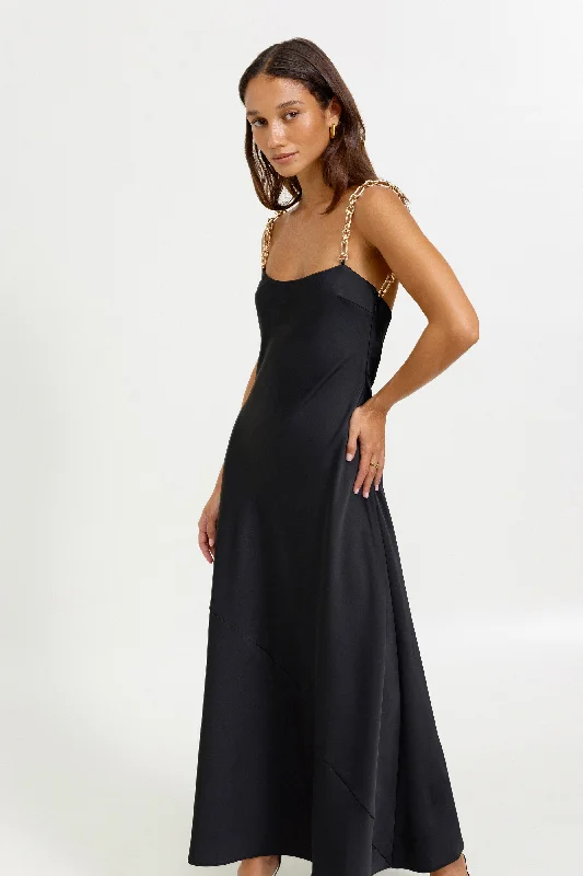 Lisandra Dress